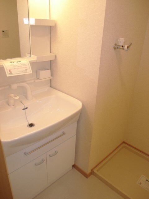 物件内観写真11　(洗面)