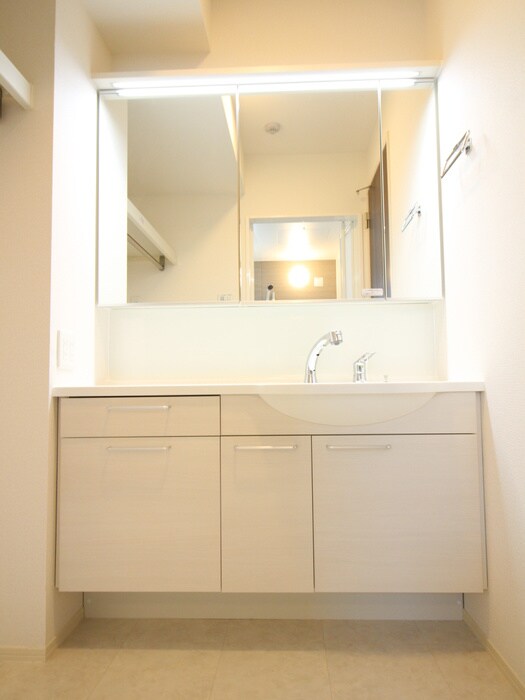 物件内観写真19　(洗面)