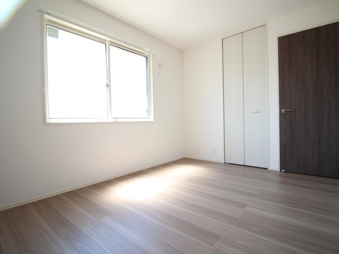 物件内観写真21　(居室)