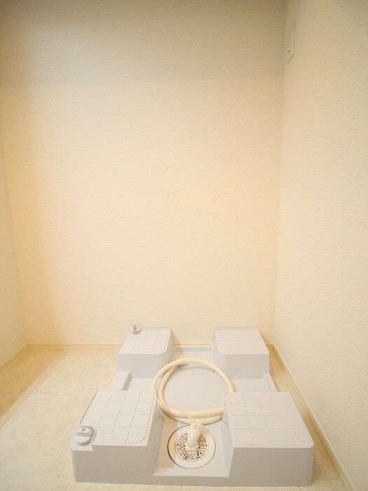 物件内観写真22　(洗濯機置場)