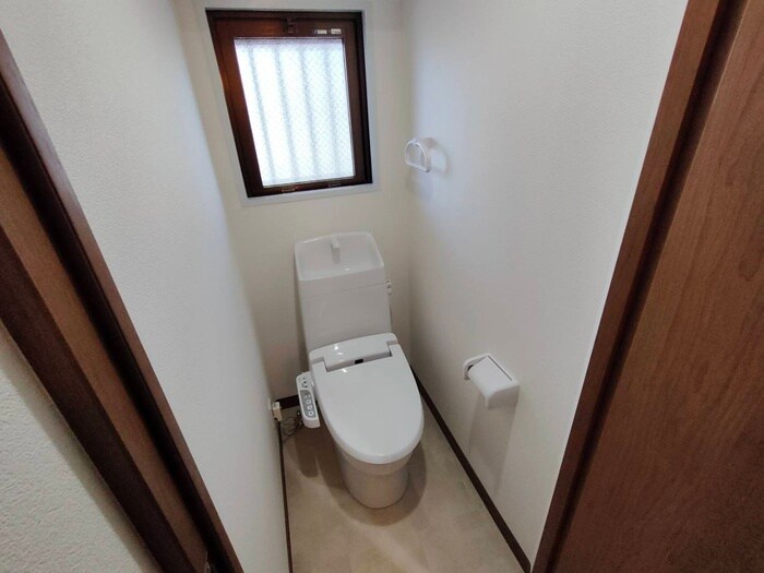 物件内観写真16　(トイレ)