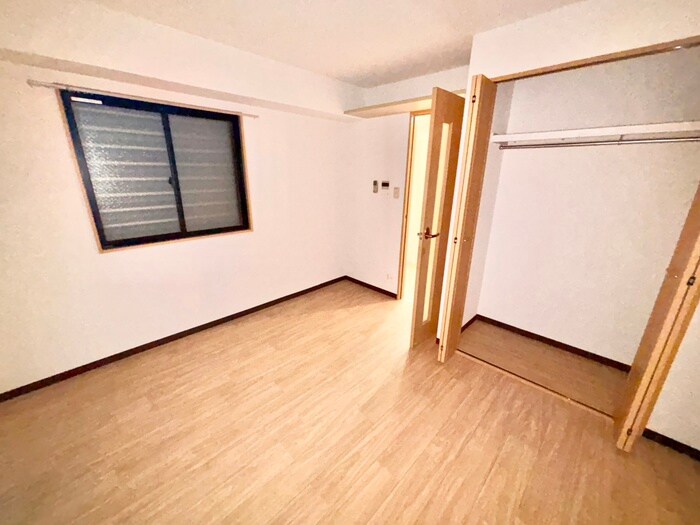 物件内観写真13　(居室)