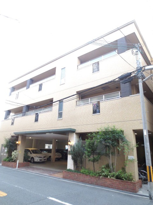 ＷＥＬＬ　ＣＯＵＲＴ