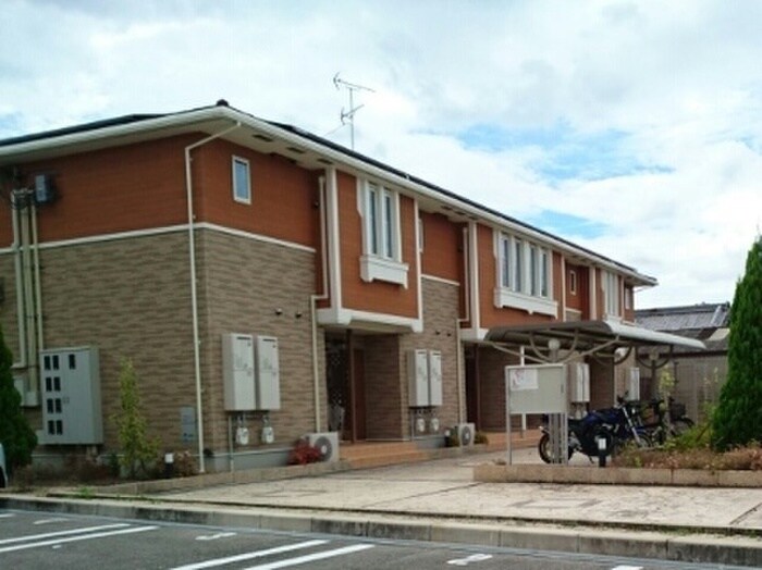 物件外観写真2　(外観写真)