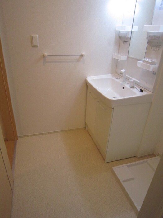 物件内観写真8　(洗面)