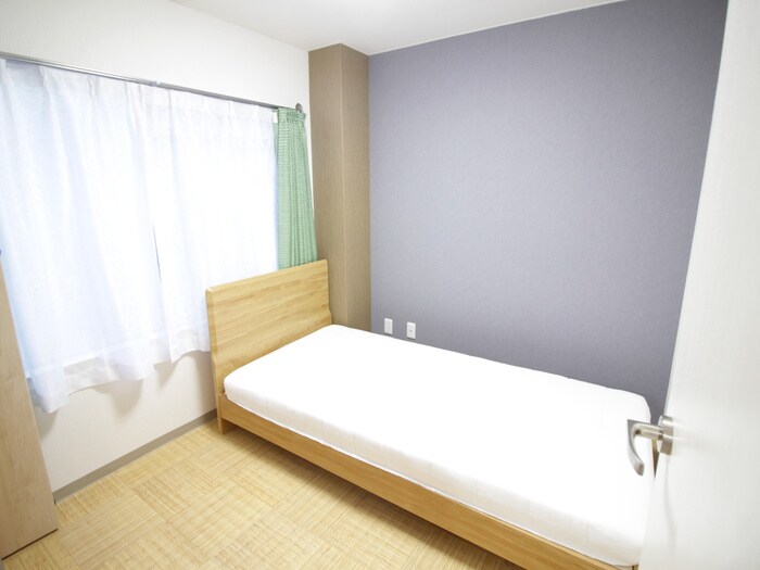 物件内観写真9　(居室)