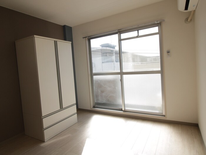 物件内観写真11　(居室)