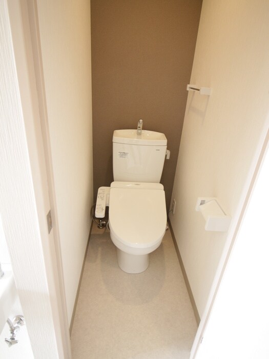 物件内観写真13　(トイレ)