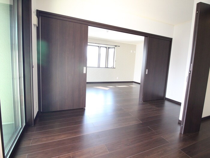 物件内観写真10　(居室)