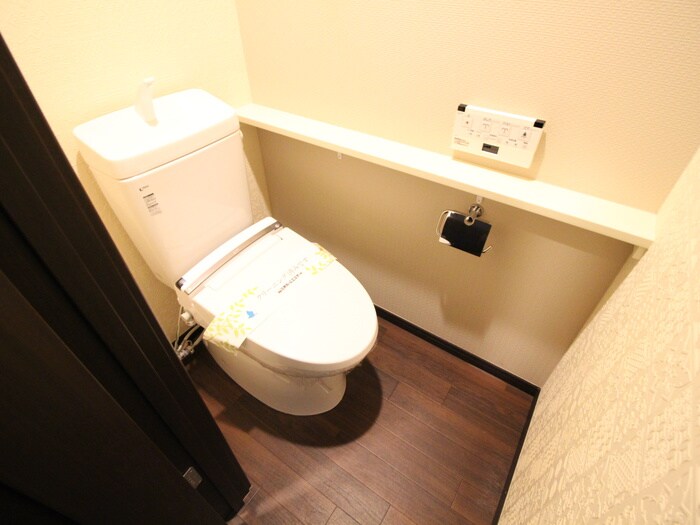 物件内観写真16　(トイレ)