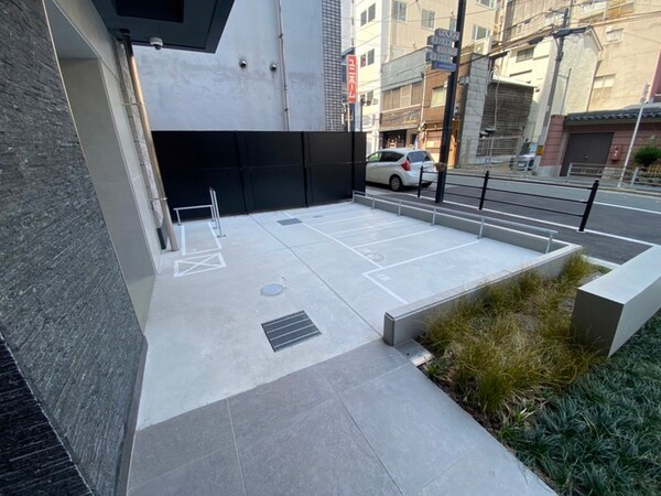 バイク置き場