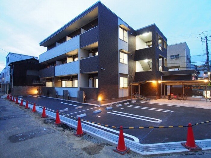 物件外観写真5　(外観写真)