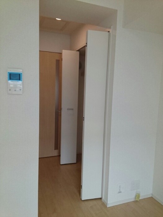 物件内観写真13　(廊下)