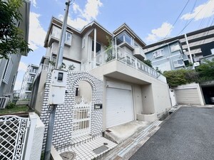 箕面市瀬川５丁目戸建外観写真