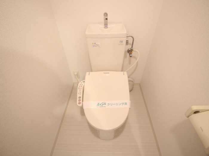 物件内観写真15　(トイレ)