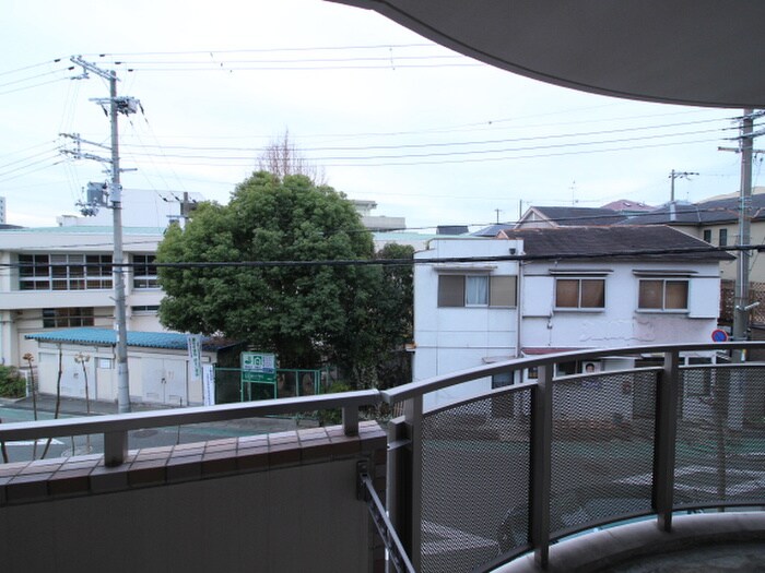 物件内観写真22　(室内からの展望)