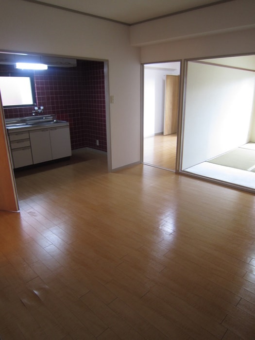 物件内観写真4　(居室)