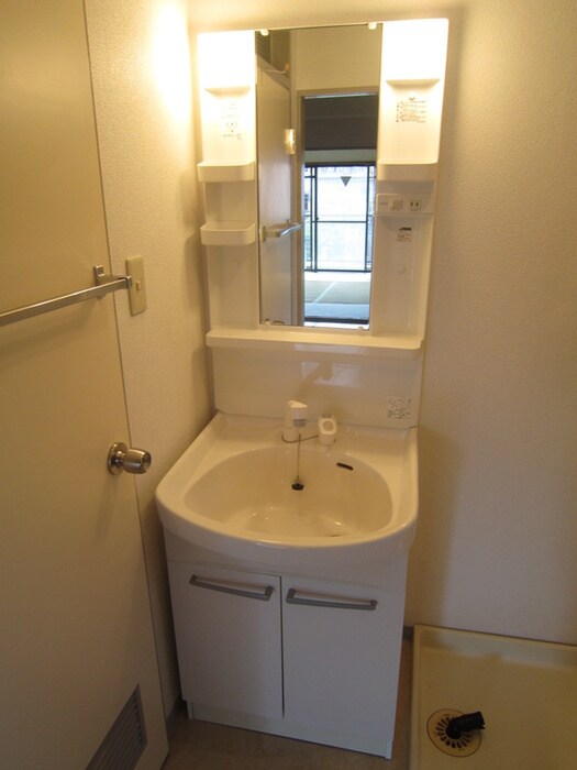 物件内観写真6　(洗面)