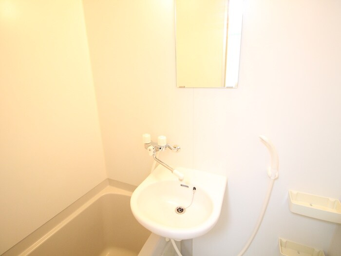 物件内観写真12　(洗面)