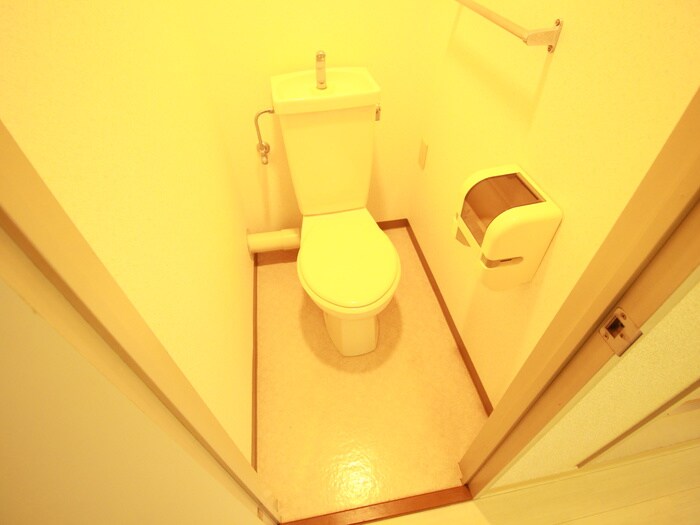 物件内観写真12　(トイレ)