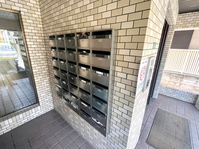 物件外観写真6　(建物設備)