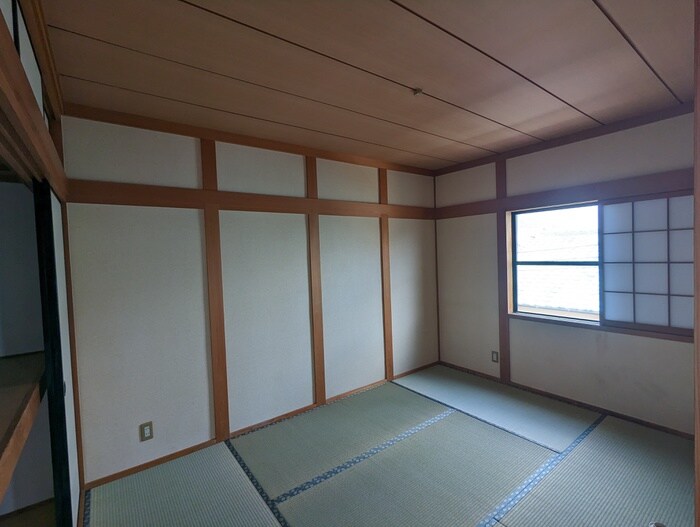 物件内観写真3　(居室)