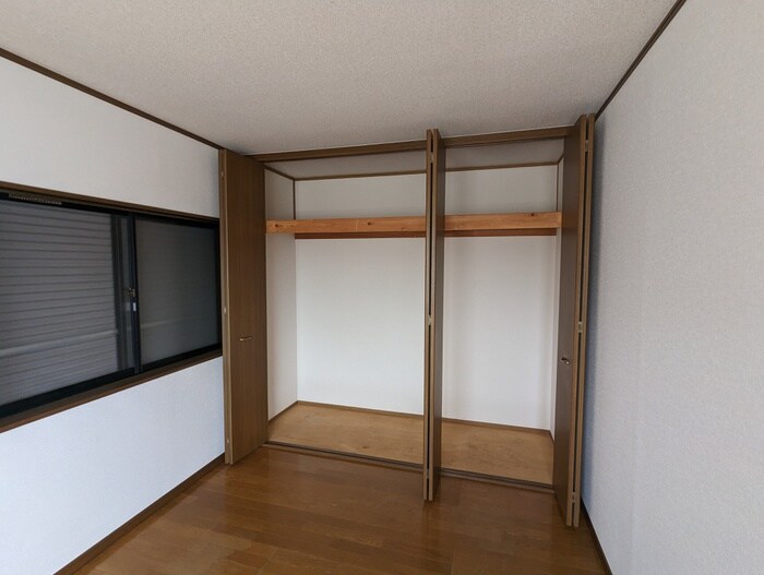 物件内観写真5　(収納)