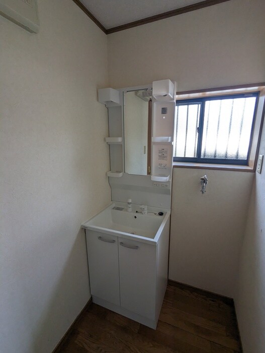 物件内観写真7　(洗面)