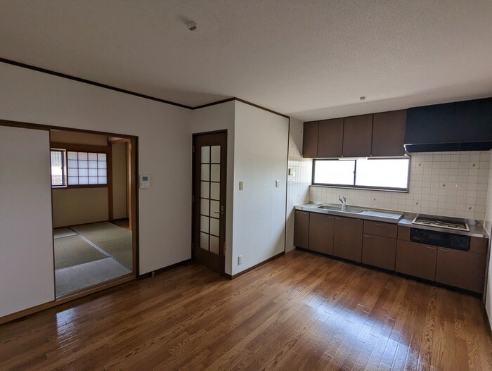 物件内観写真10　(内観写真)