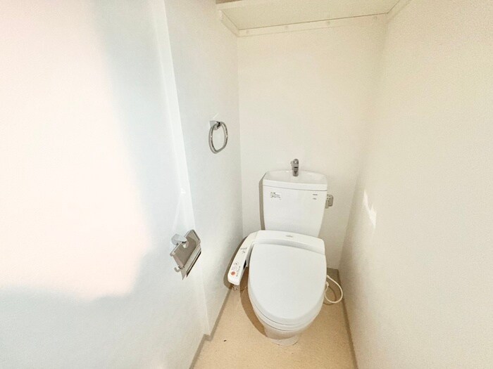 物件内観写真11　(トイレ)