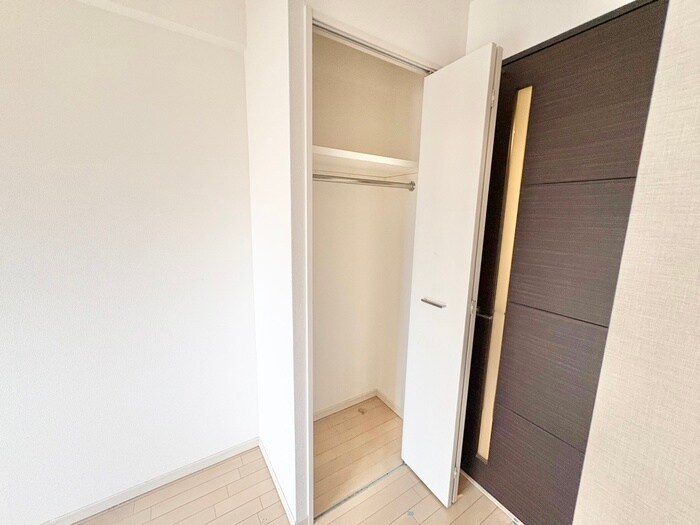 物件内観写真12　(収納)