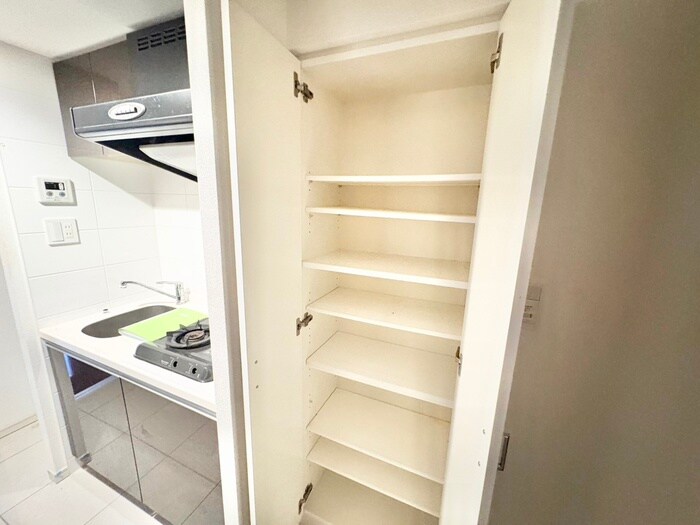 物件内観写真14　(靴箱)