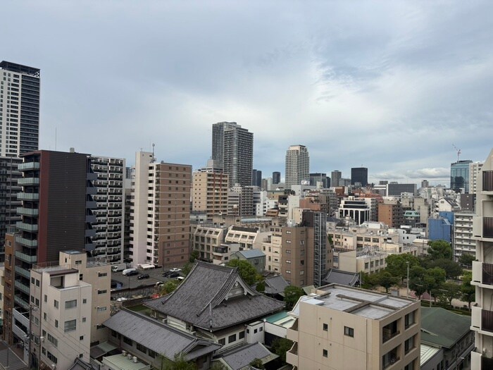 物件内観写真22　(室内からの展望)