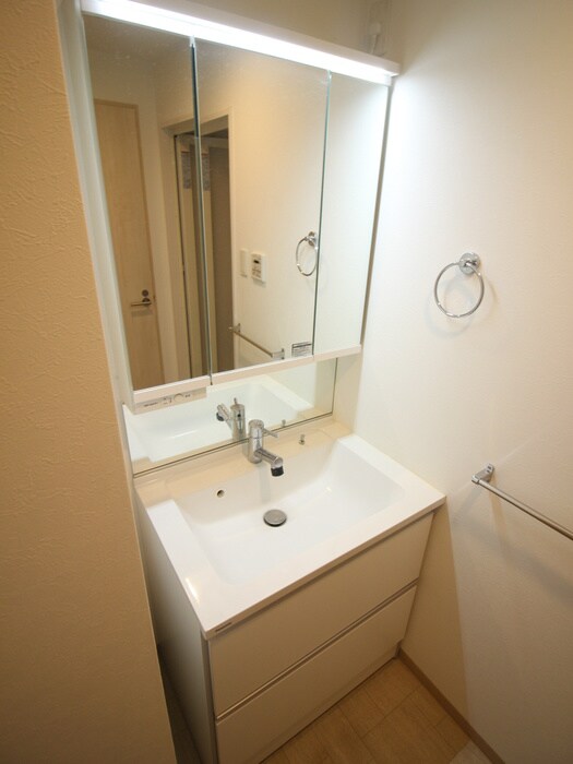 物件内観写真5　(洗面)