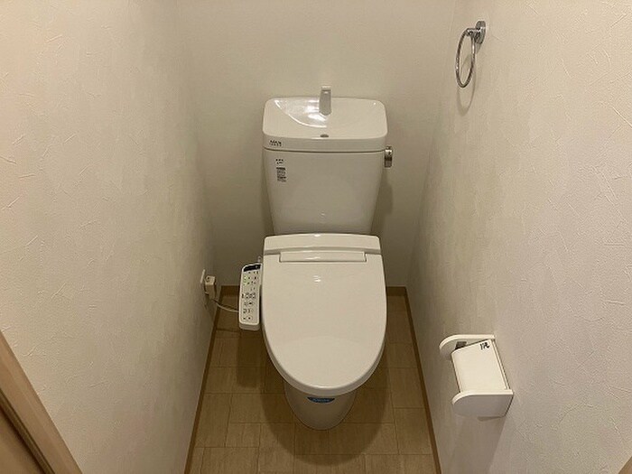 物件内観写真12　(トイレ)