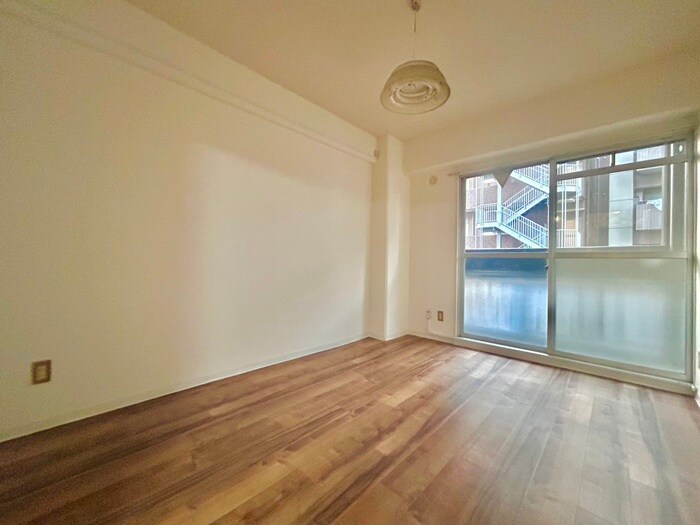 物件内観写真18　(居室)