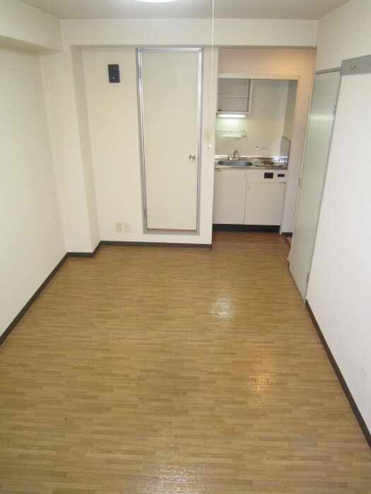 物件内観写真5　(居室)