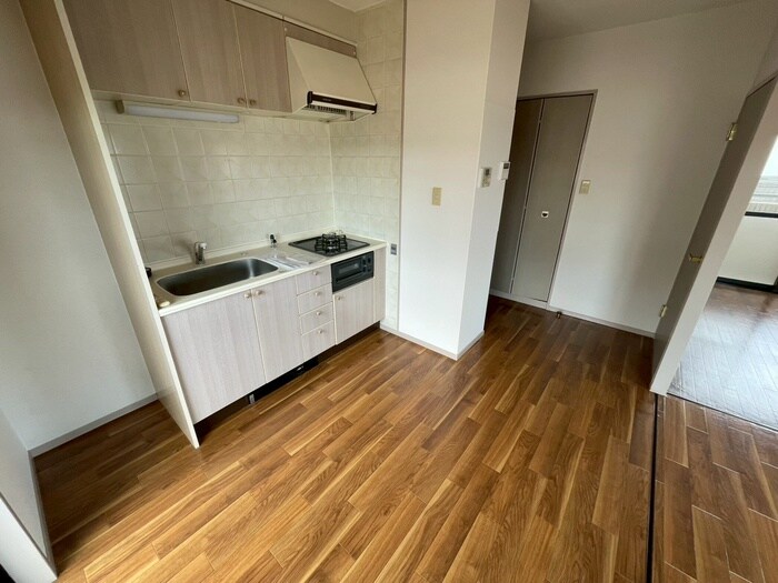 物件内観写真7　(居室)