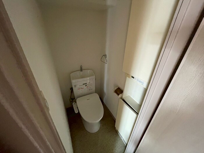 物件内観写真11　(トイレ)