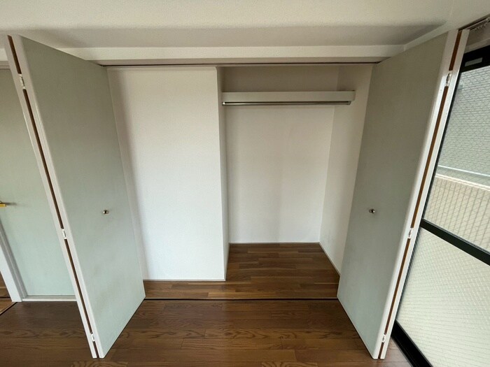 物件内観写真13　(収納)