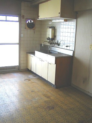 物件内観写真11　(室内からの展望)