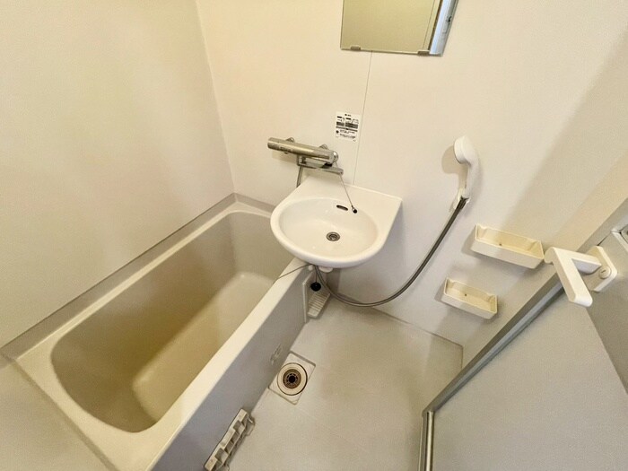 物件内観写真10　(バス／シャワールーム等)