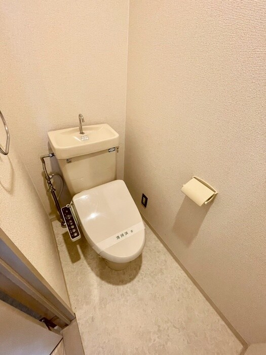 物件内観写真11　(トイレ)