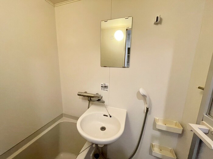 物件内観写真11　(洗面)