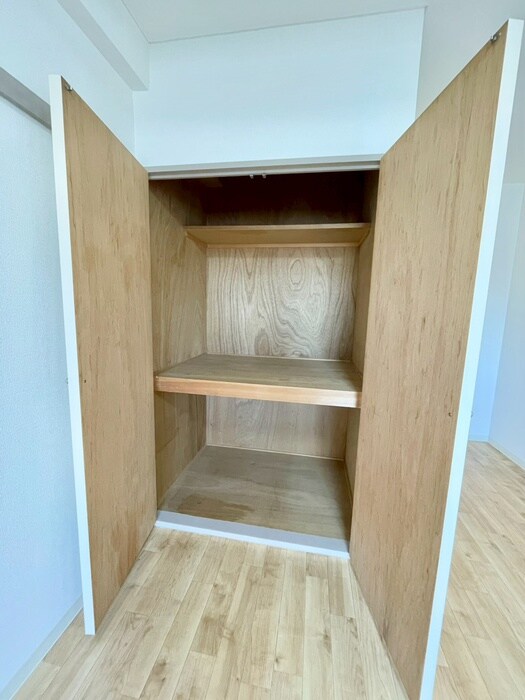 物件内観写真13　(収納)