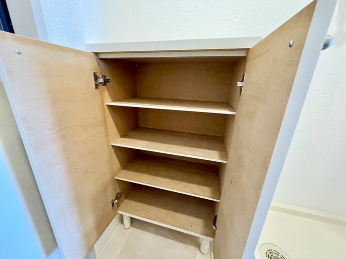 物件内観写真14　(靴箱)