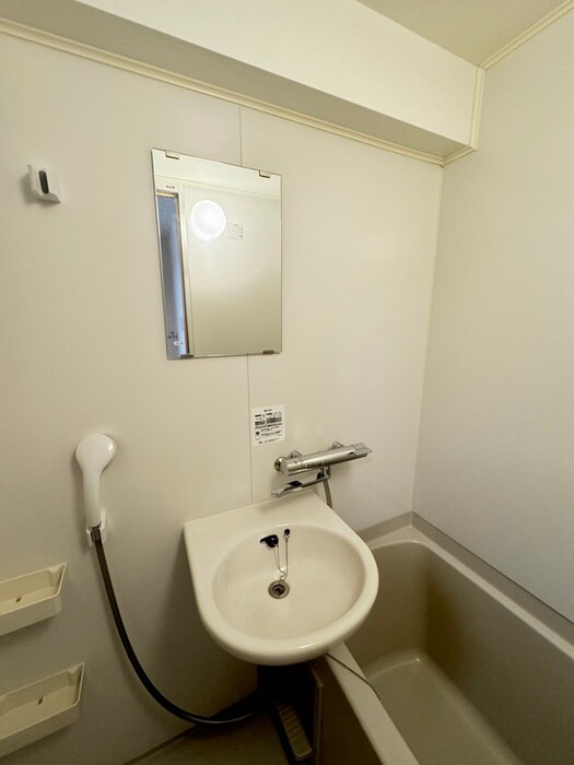 物件内観写真18　(洗面)