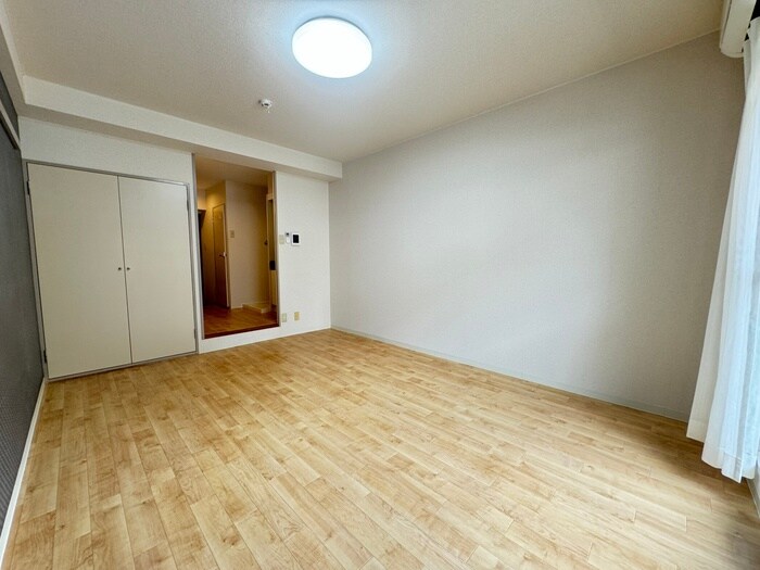 物件内観写真21　(居室)