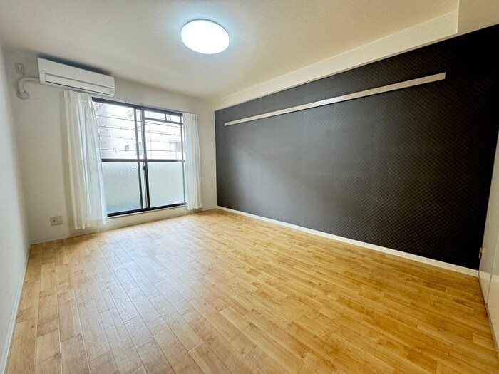 物件内観写真22　(居室)