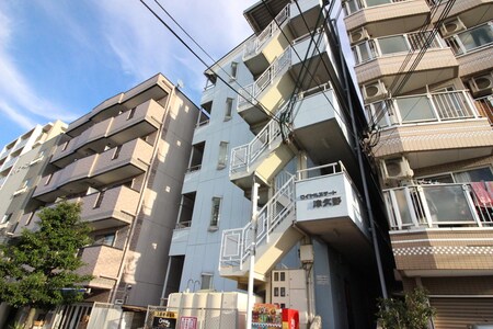 ロイヤルステート津久野外観写真